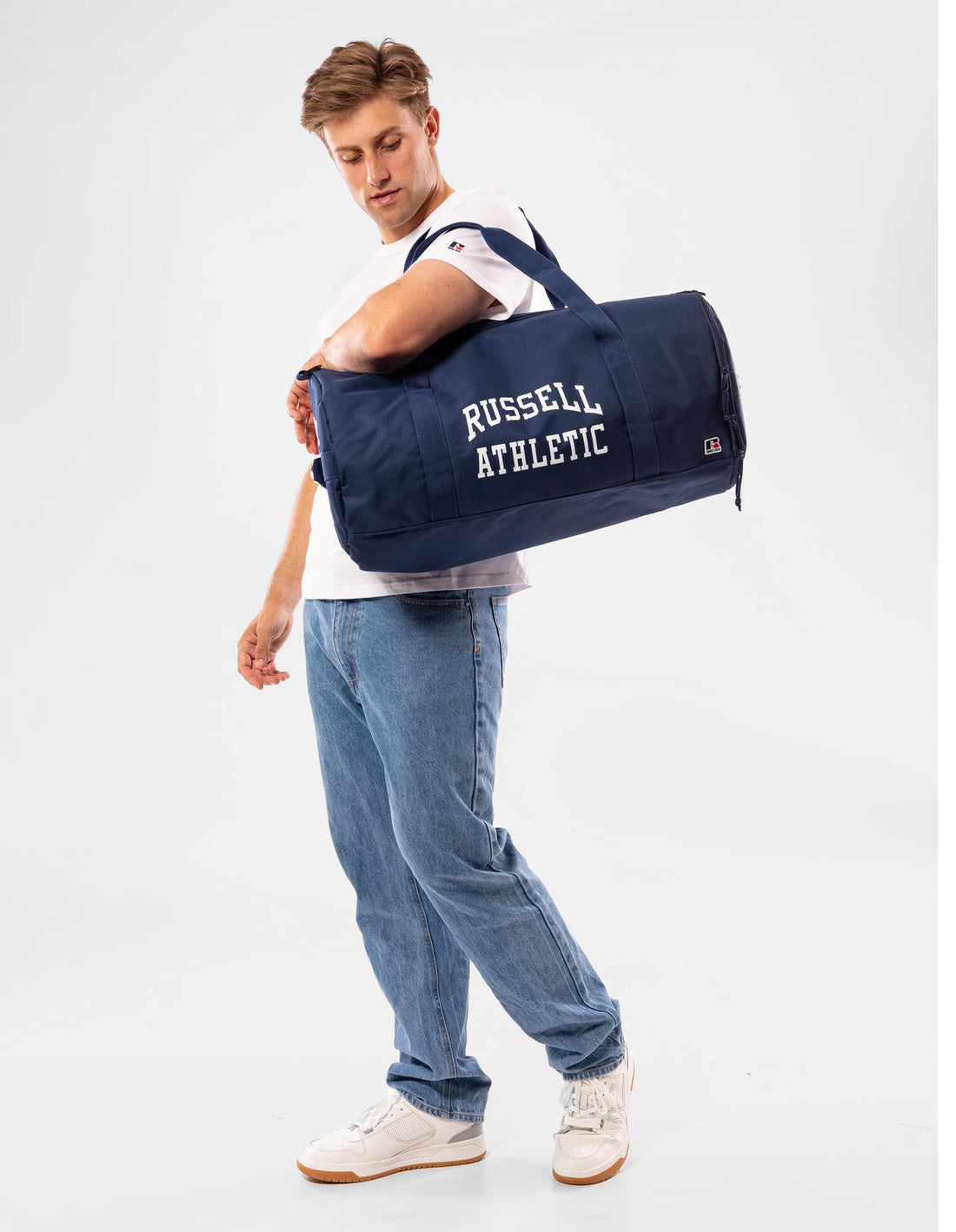 Accessories Tašky & Batohy Russell Athletic Arched Logo Barrel Tmavě Blankyt | UYG-385240