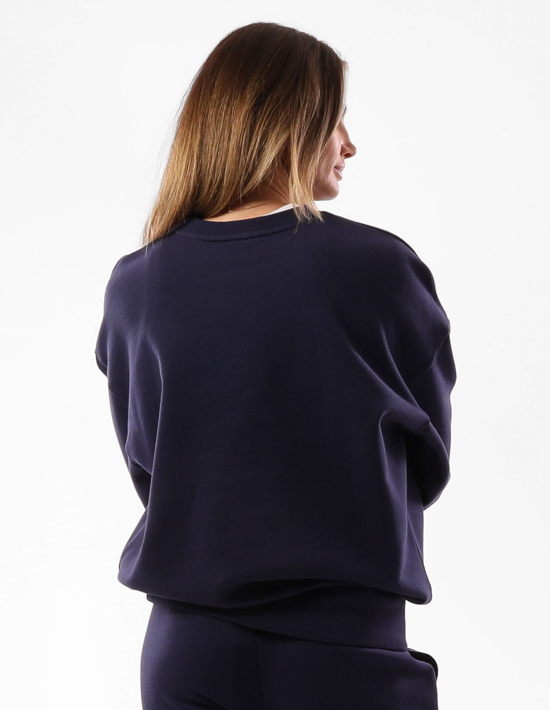 Dámské Svetr S Výstřihem Do Posádky Russell Athletic 1902 Oversized Blankyt | YJI-520314